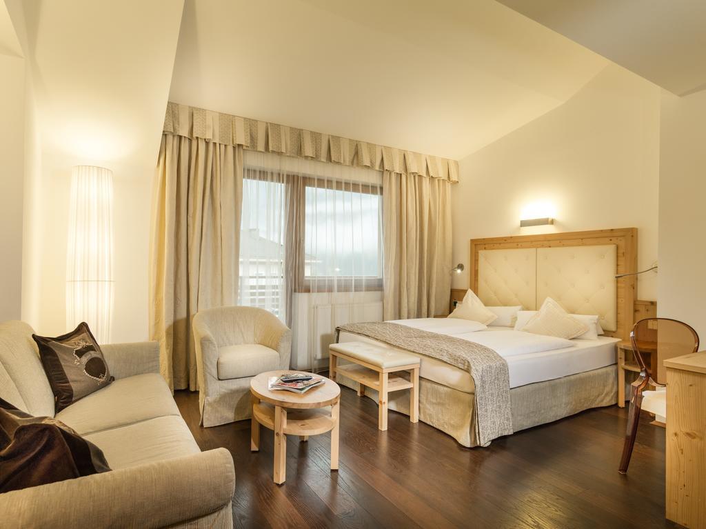 Leitner Hotel 3*
