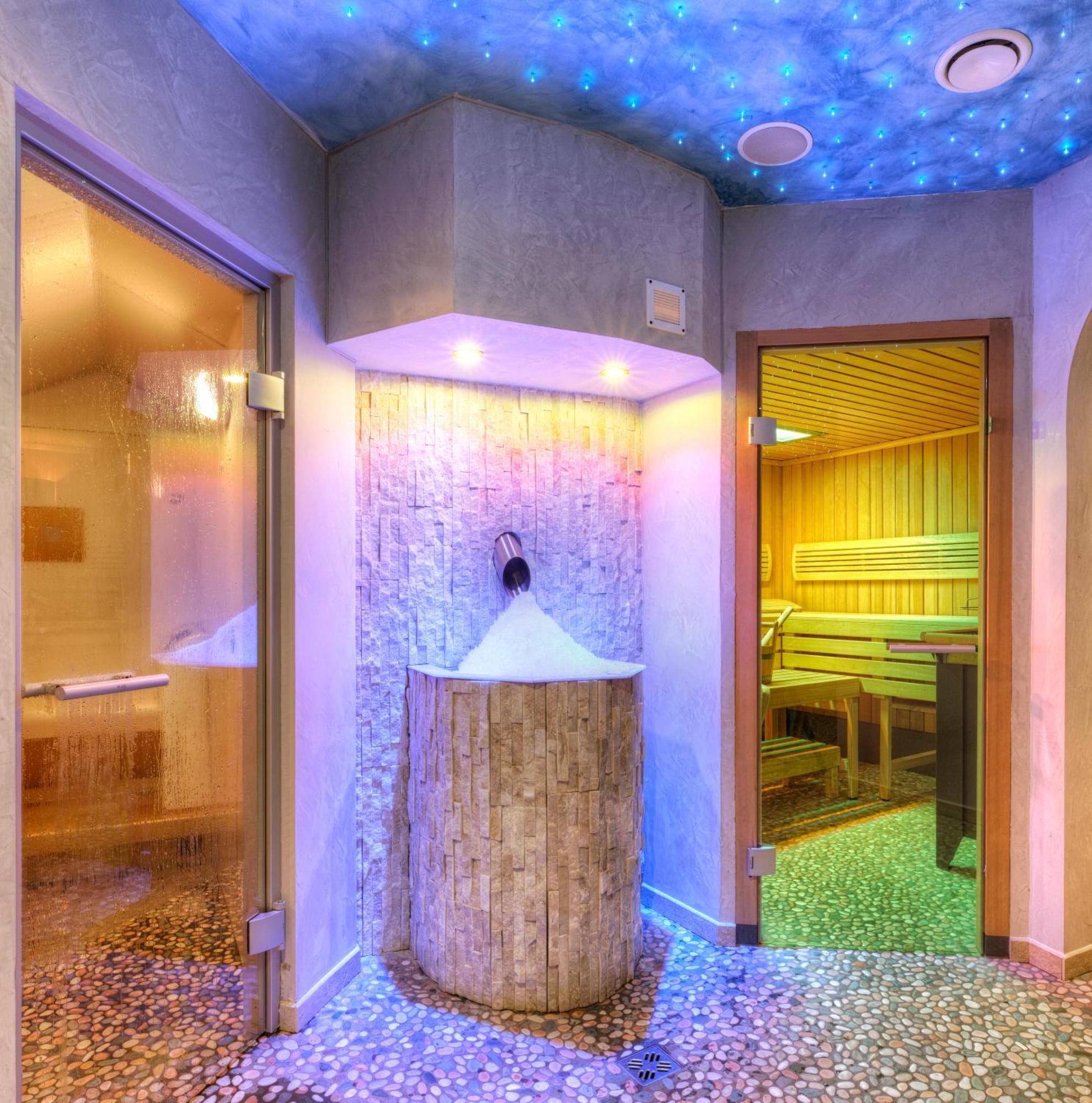 Leitner Hotel 3*